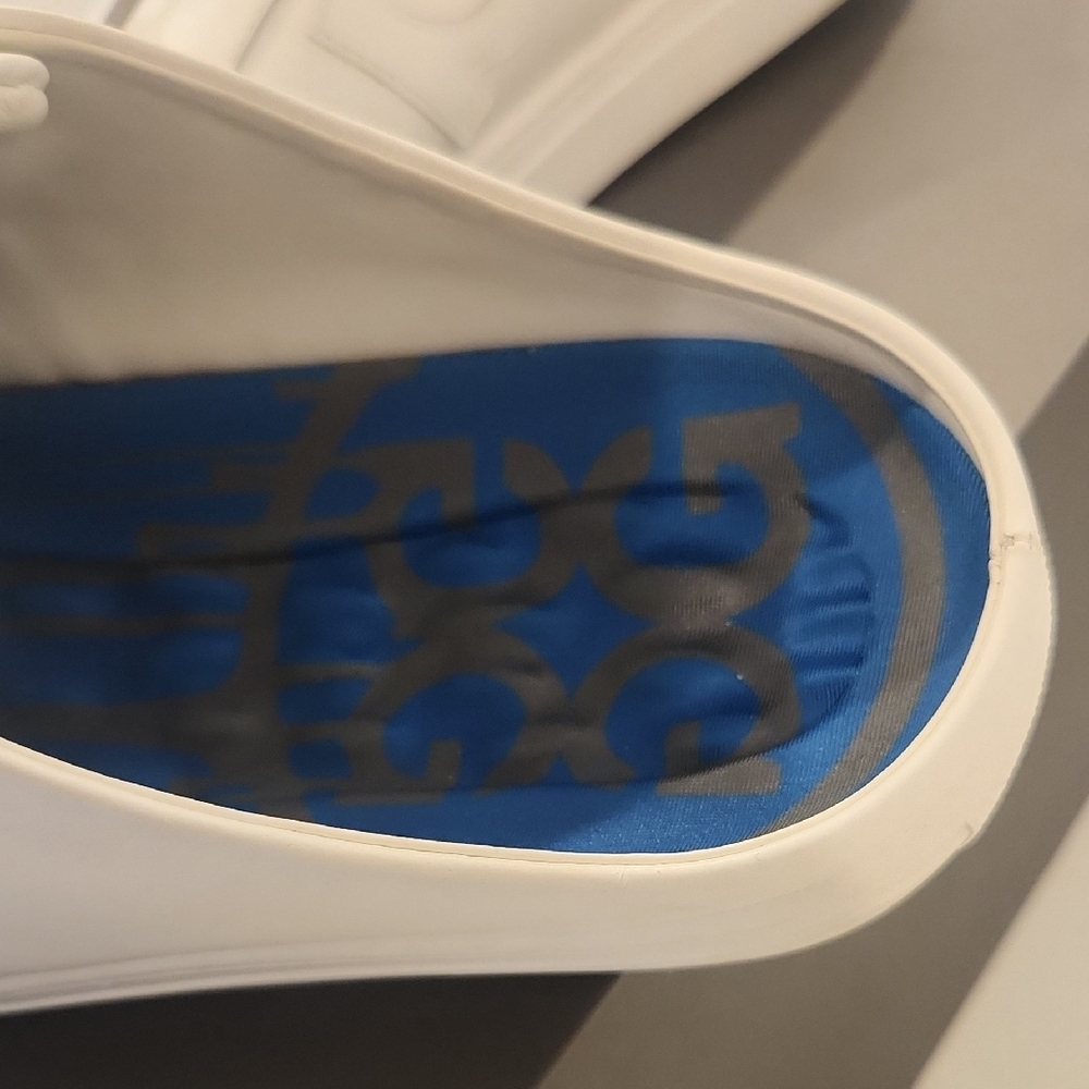 G/FORE Men's Classic White Sneakers - Picture 5 of 6